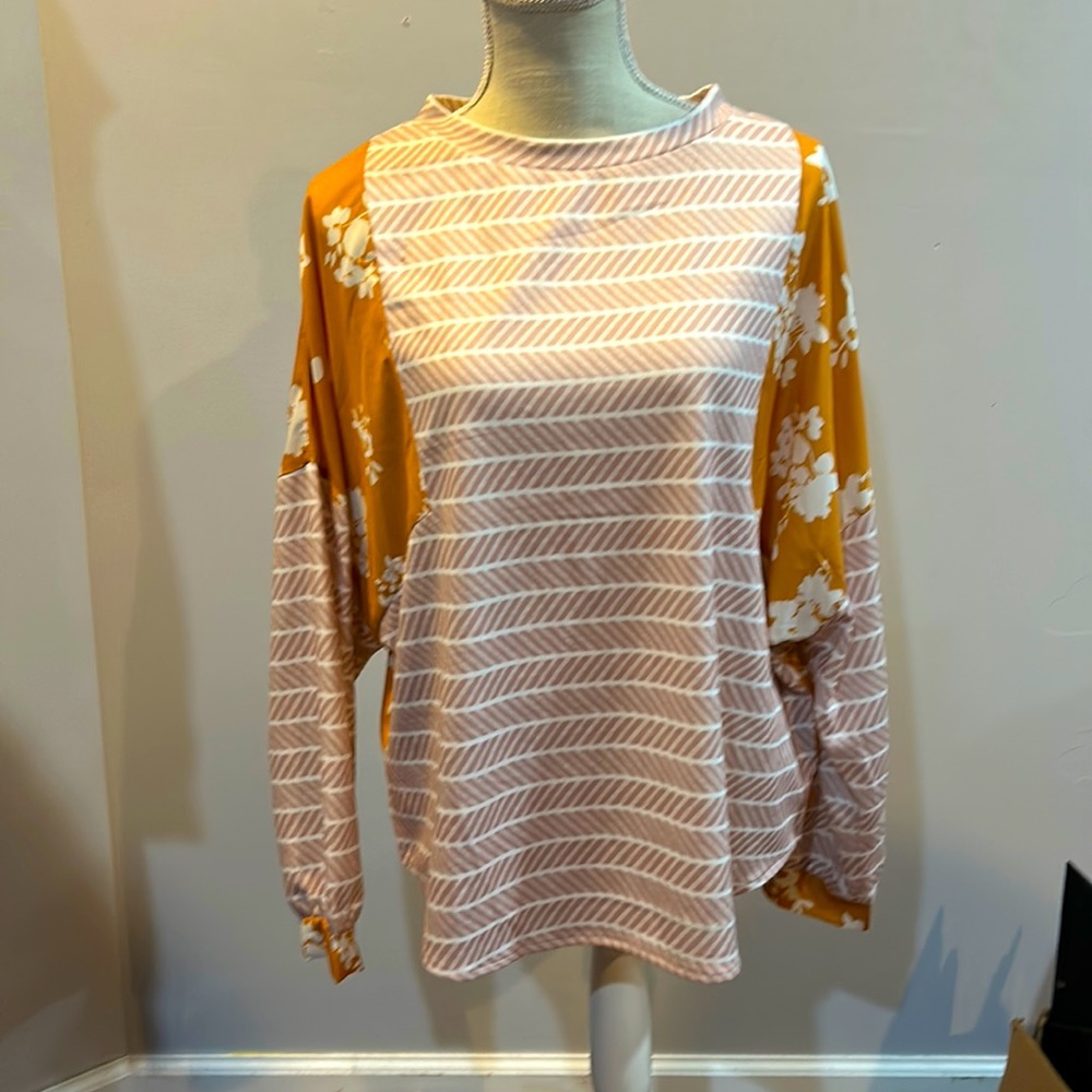 Long sleeve top